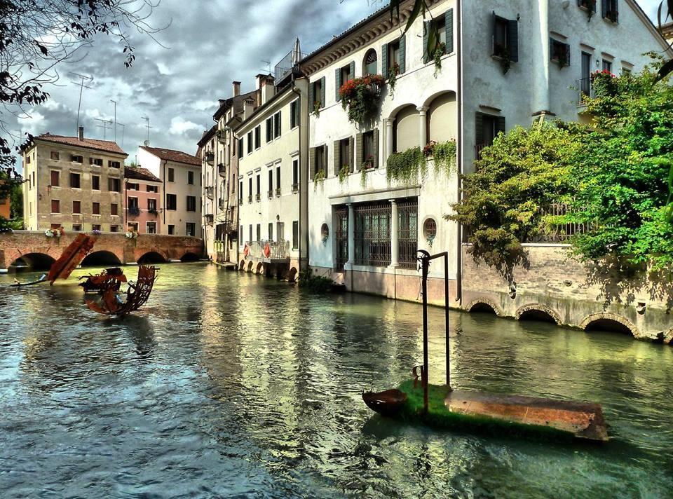 Holiday Treviso Suite Lombardi ภายนอก รูปภาพ